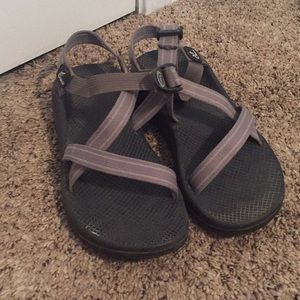 Chacos: Size 8